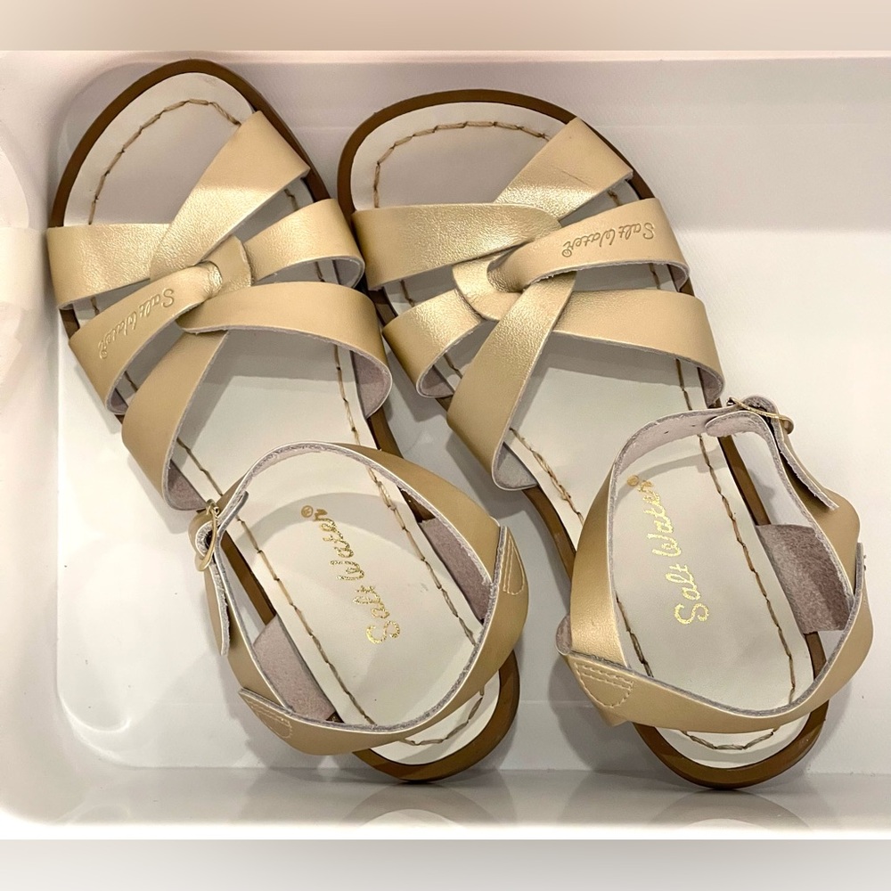 Salt Water Sandals Gold Leather Women’s Size 6